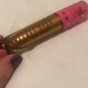Jeffree Star Makeup - 💣 Jeffree Star Velour Liquid Lipstick Jeffree Star Makeup - 💣 Jeffree Star Velour Liquid Lipstick